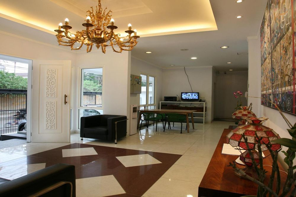 Sun Rise House Hotel Jakarta Luaran gambar