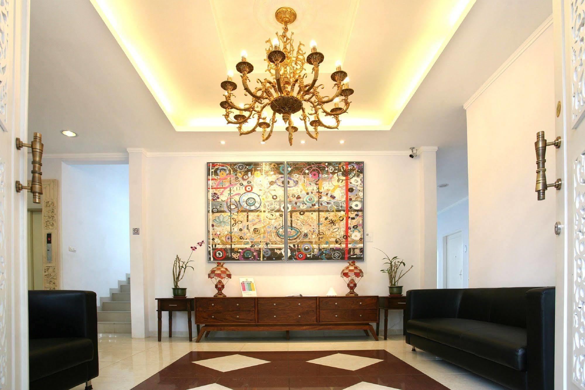 Sun Rise House Hotel Jakarta Luaran gambar